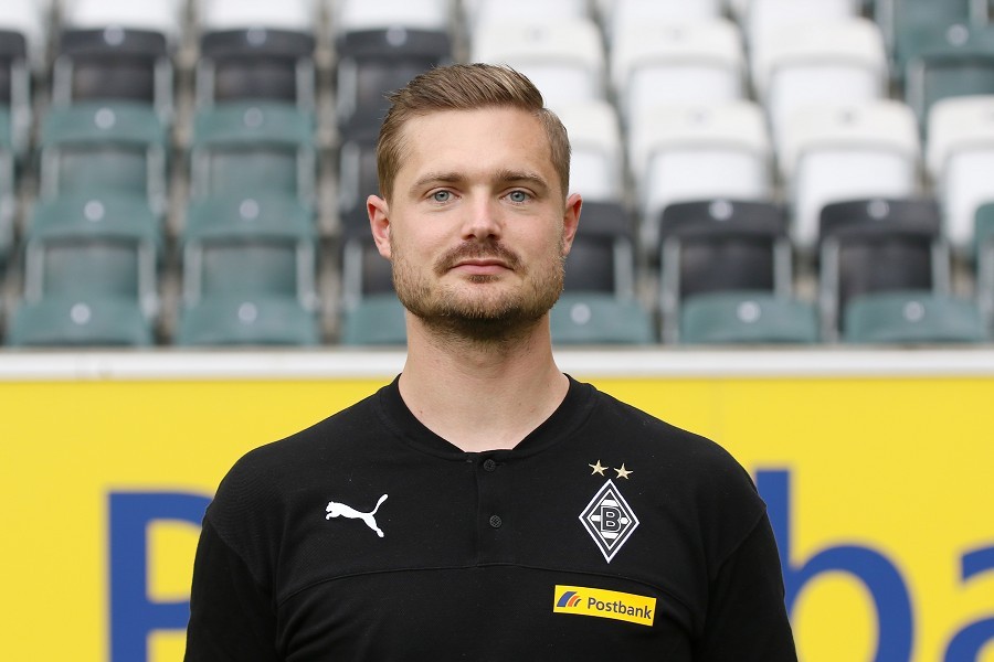 Mannschaftsfoto Borussia Mönchengladbach (2019/20)_53