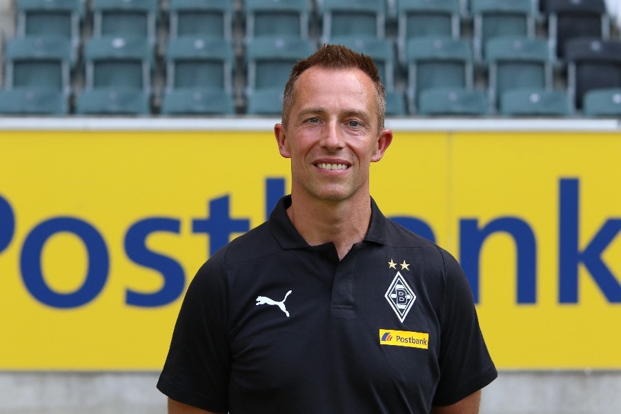 Mannschaftsfoto / Einzelportraits Borussia Mönchengladbach (2018/19)_23