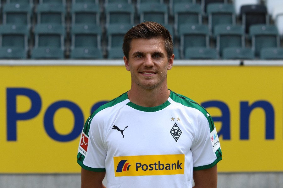 Mannschaftsfoto / Einzelportraits Borussia Mönchengladbach (2018/19)_39