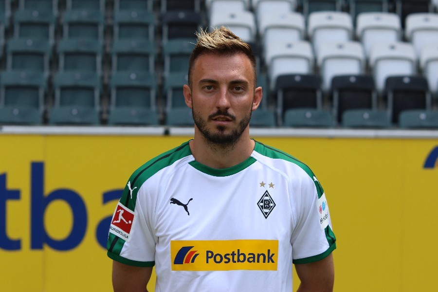 Mannschaftsfoto / Einzelportraits Borussia Mönchengladbach (2018/19)_40