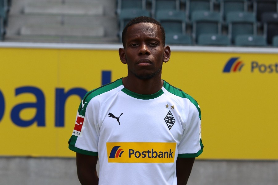 Mannschaftsfoto / Einzelportraits Borussia Mönchengladbach (2018/19)_4