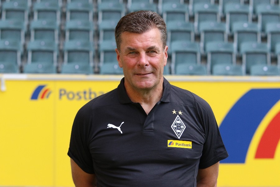 Mannschaftsfoto / Einzelportraits Borussia Mönchengladbach (2018/19)_6
