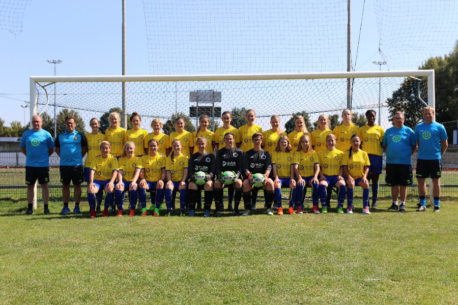Mannschaftsfoto / Einzelportraits Frauen SC Union Nettetal (2018/19)_55