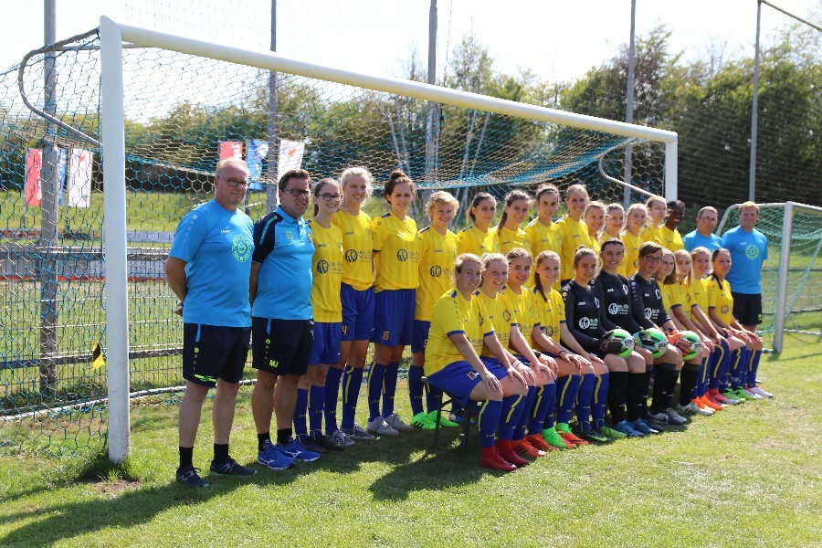 Mannschaftsfoto / Einzelportraits Frauen SC Union Nettetal (2018/19)_58