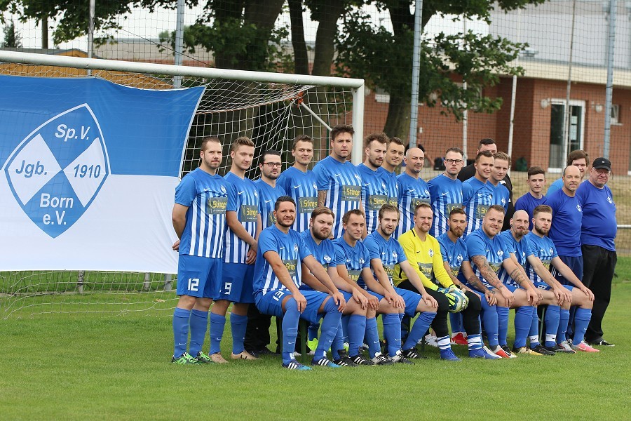 Mannschaftsfoto SV Jungblut Born (2019/20)_4
