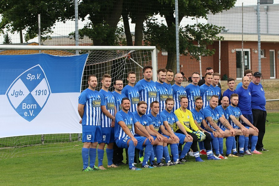 Mannschaftsfoto SV Jungblut Born (2019/20)_7