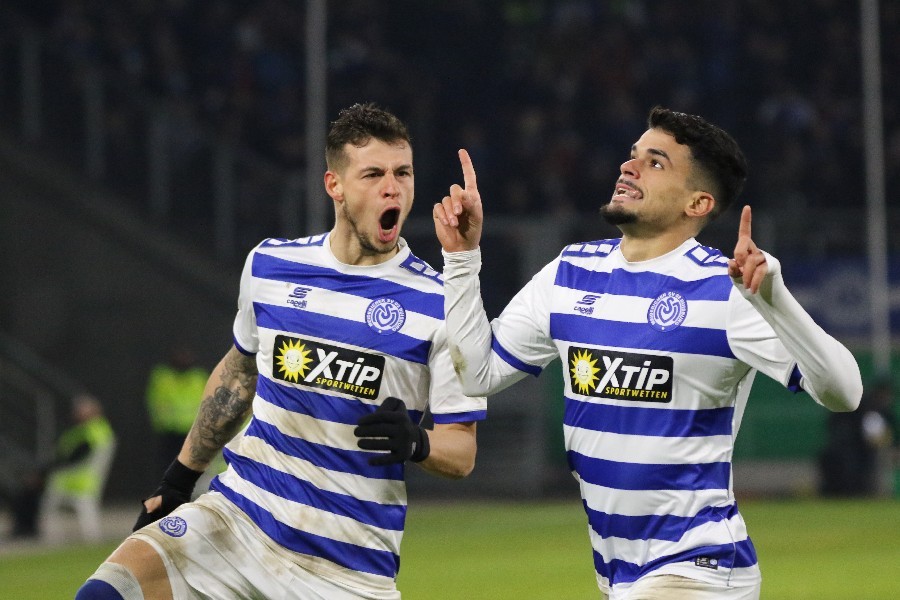 MSV Duisburg- SC Paderborn 07 (2018/19)_31