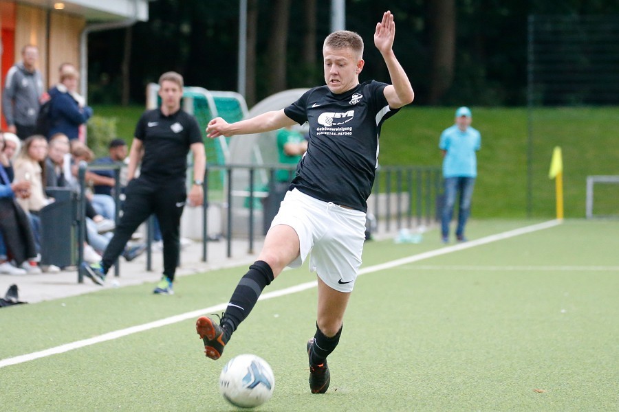 Polizei SV Mönchengladbach vs. DJK/VfL Giesenkirchen (2021/22)_17