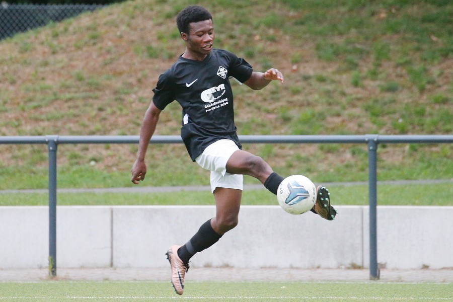 Polizei SV Mönchengladbach vs. DJK/VfL Giesenkirchen (2021/22)_31