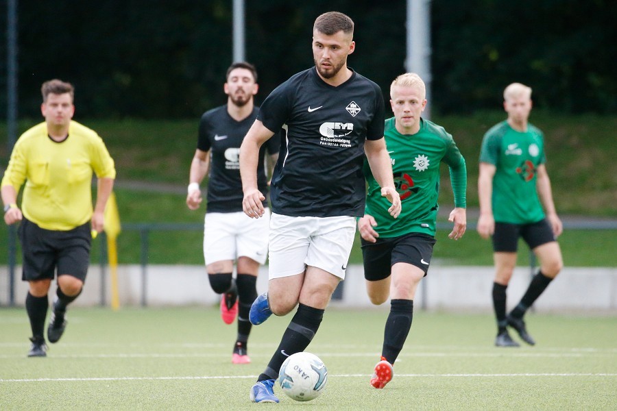 Polizei SV Mönchengladbach vs. DJK/VfL Giesenkirchen (2021/22)_32