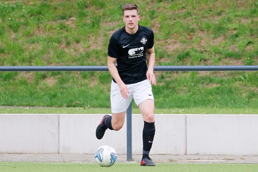 Polizei SV Mönchengladbach vs. DJK/VfL Giesenkirchen (2021/22)_6