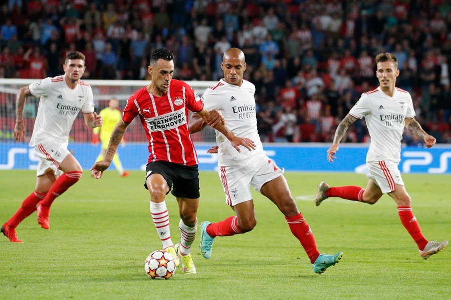 PSV Eindhoven vs. Benficia Lissabon (2021/22)_24