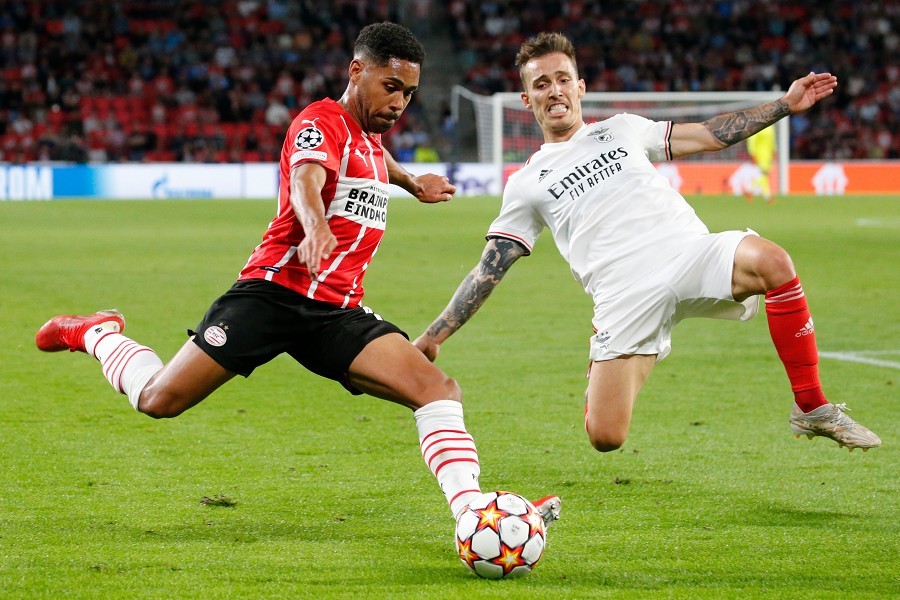 PSV Eindhoven vs. Benficia Lissabon (2021/22)_37