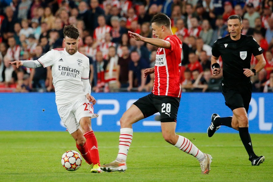 PSV Eindhoven vs. Benficia Lissabon (2021/22)_46