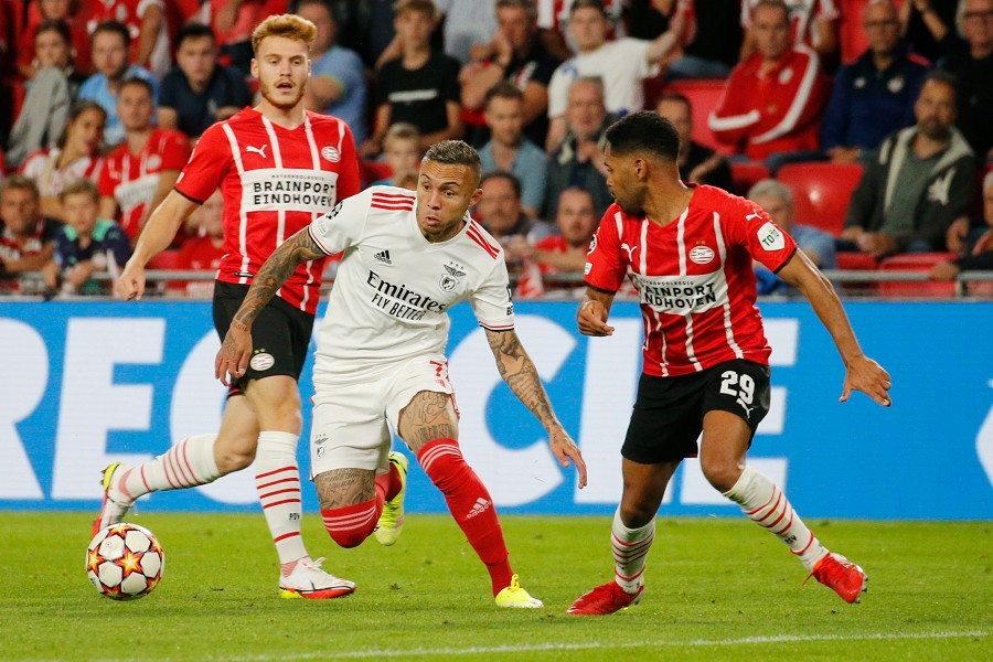 PSV Eindhoven vs. Benficia Lissabon (2021/22)_49
