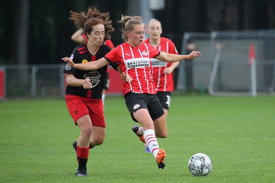PSV Eindhoven vs. Excelsior Barendrecht (2021/22)_21