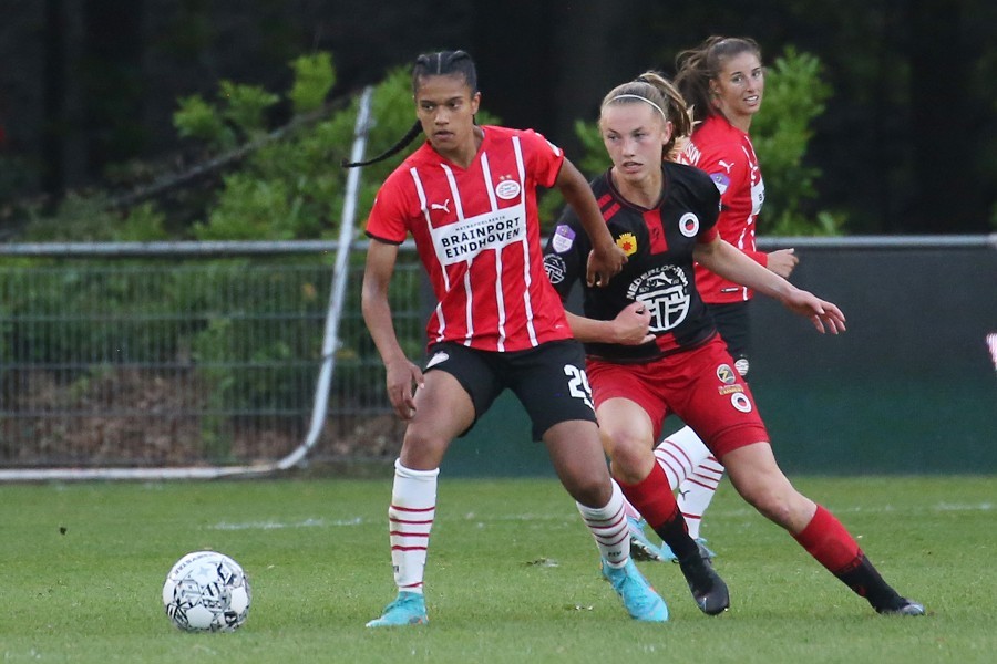 PSV Eindhoven vs. Excelsior Barendrecht (2021/22)_27