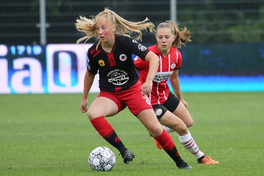 PSV Eindhoven vs. Excelsior Barendrecht (2021/22)_3