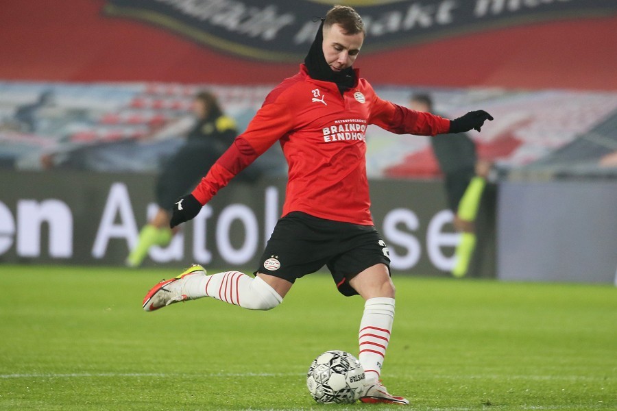 PSV Eindhoven vs. Go Ahead Eagles (2021/22)_16