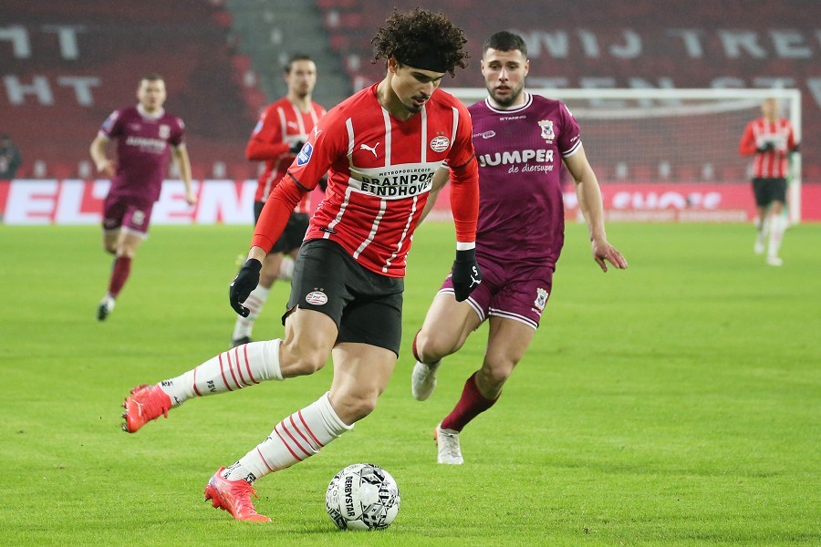 PSV Eindhoven vs. Go Ahead Eagles (2021/22)_18