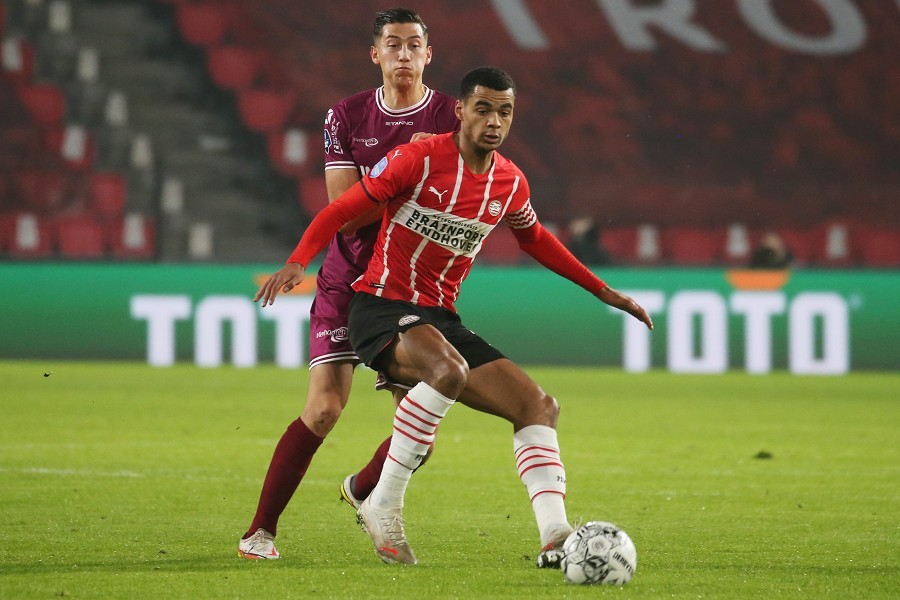 PSV Eindhoven vs. Go Ahead Eagles (2021/22)_23