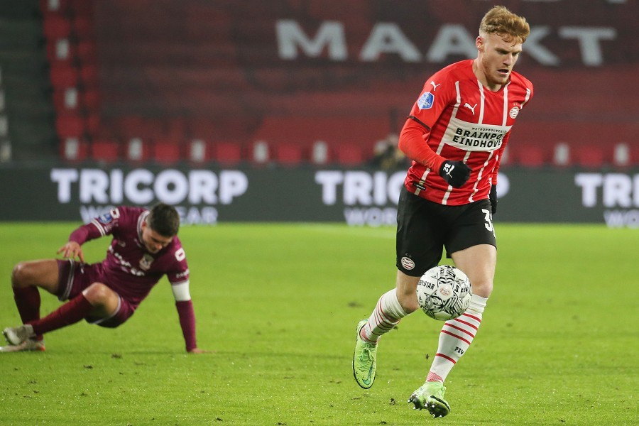 PSV Eindhoven vs. Go Ahead Eagles (2021/22)_44