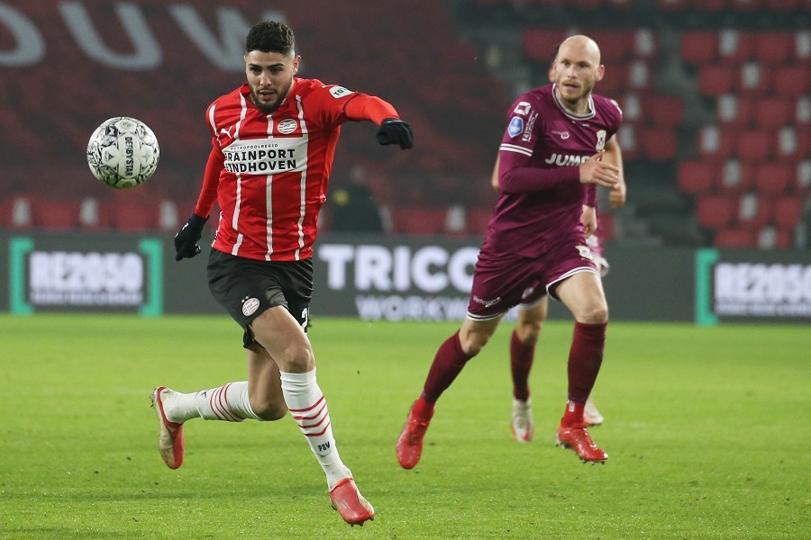 PSV Eindhoven vs. Go Ahead Eagles (2021/22)_46