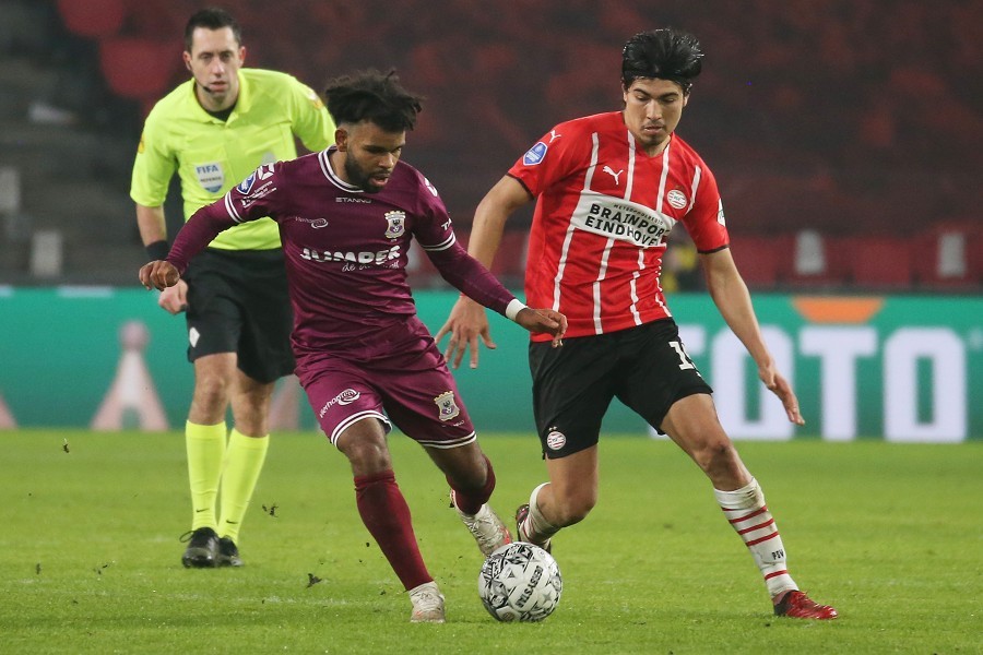 PSV Eindhoven vs. Go Ahead Eagles (2021/22)_52