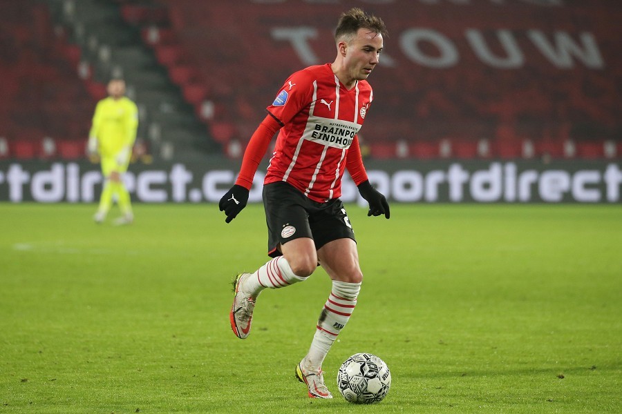 PSV Eindhoven vs. Go Ahead Eagles (2021/22)_55