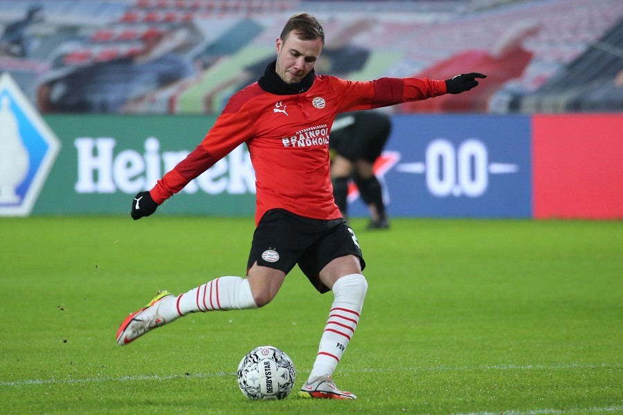 PSV Eindhoven vs. Telstar (2021/22)_1
