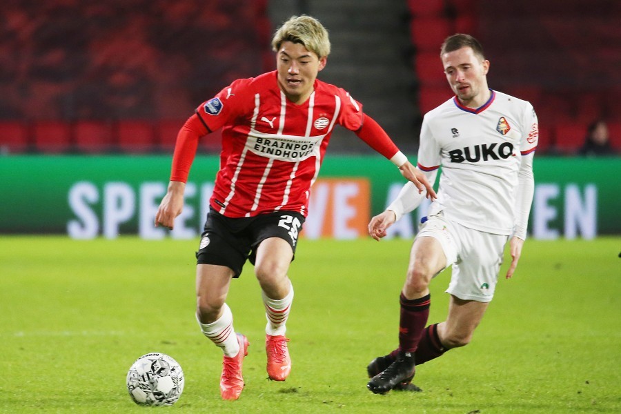 PSV Eindhoven vs. Telstar (2021/22)_22