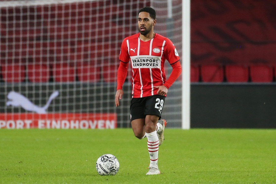 PSV Eindhoven vs. Telstar (2021/22)_25