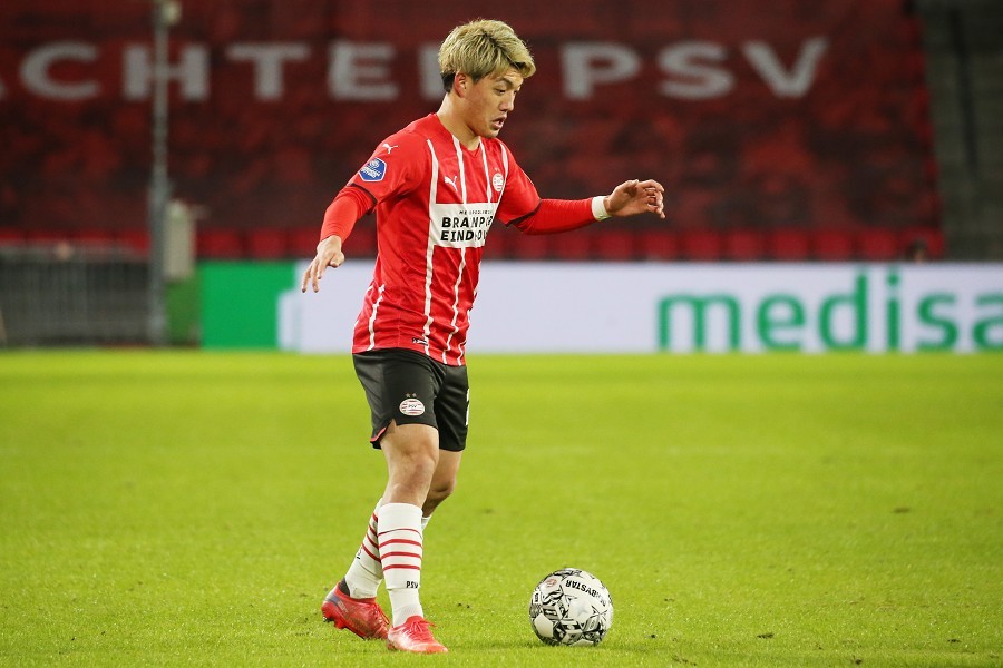 PSV Eindhoven vs. Telstar (2021/22)_27