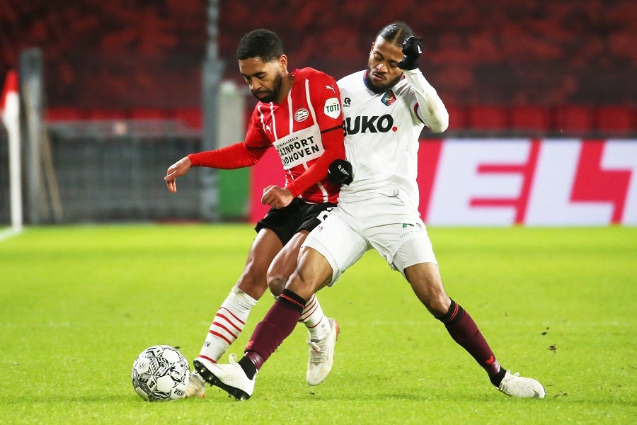 PSV Eindhoven vs. Telstar (2021/22)_31