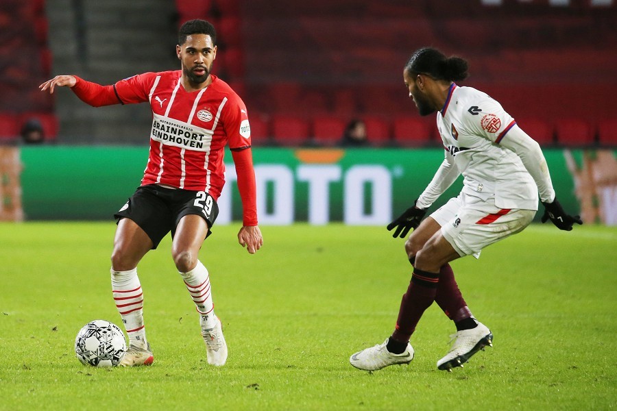 PSV Eindhoven vs. Telstar (2021/22)_37