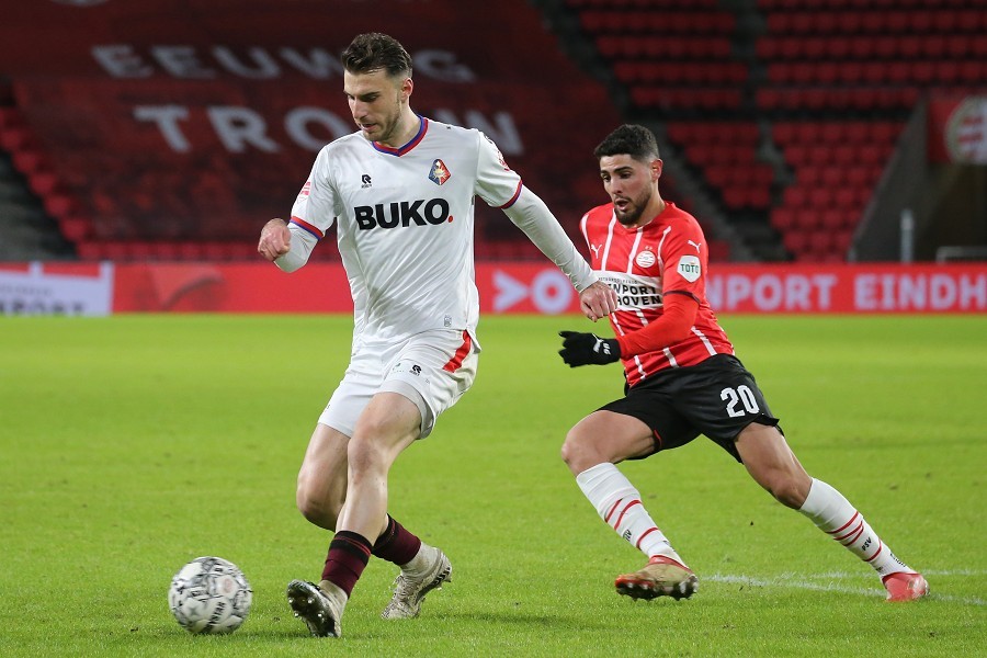PSV Eindhoven vs. Telstar (2021/22)_41