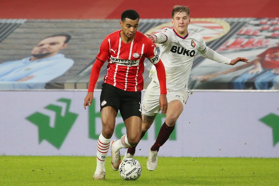 PSV Eindhoven vs. Telstar (2021/22)_50