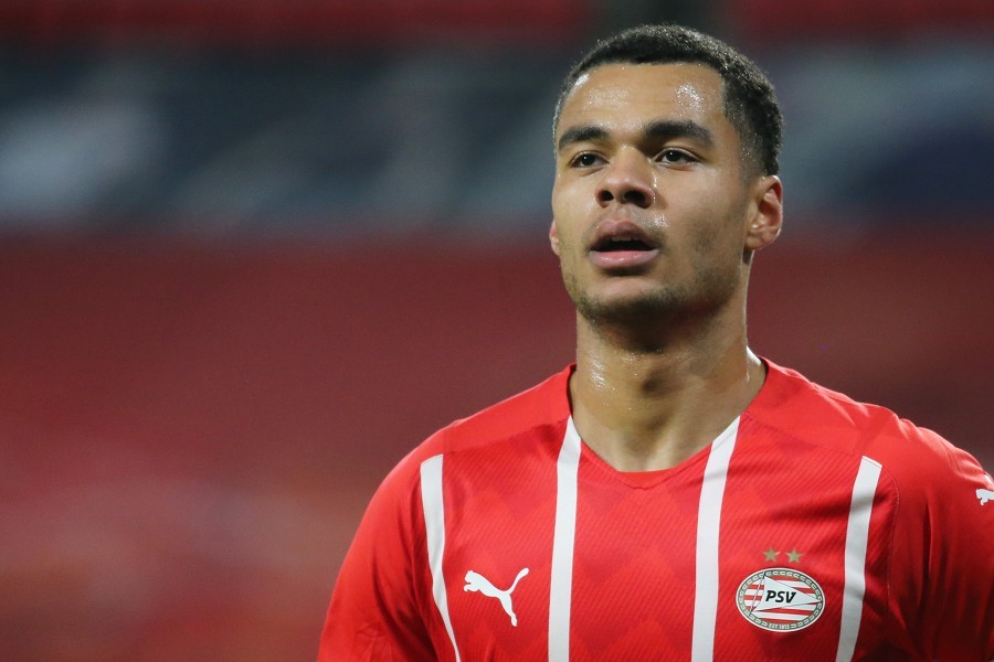 PSV Eindhoven vs. Telstar (2021/22)_53