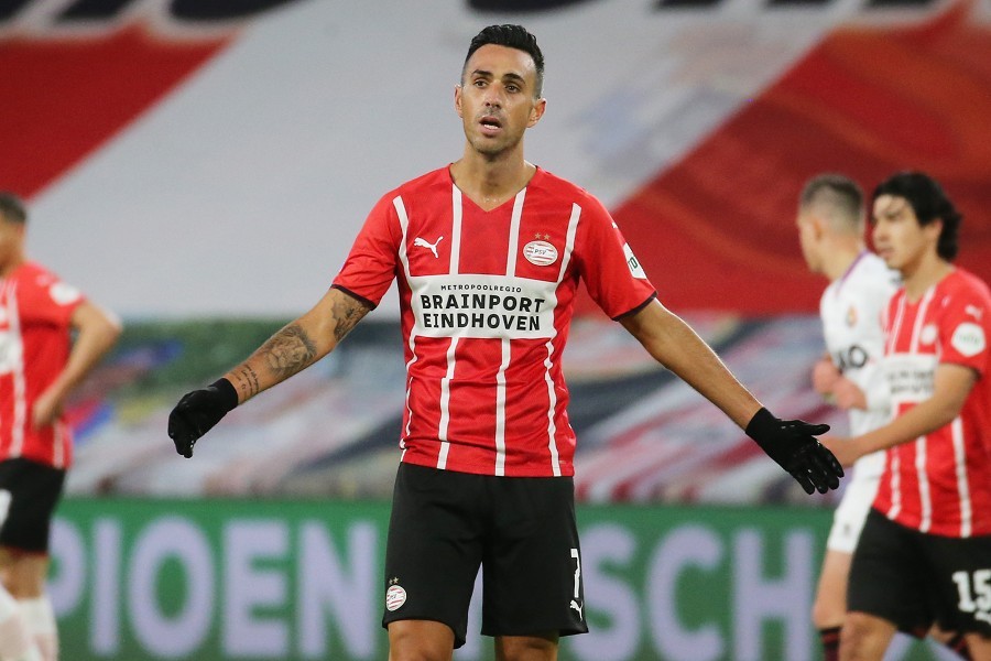 PSV Eindhoven vs. Telstar (2021/22)_54