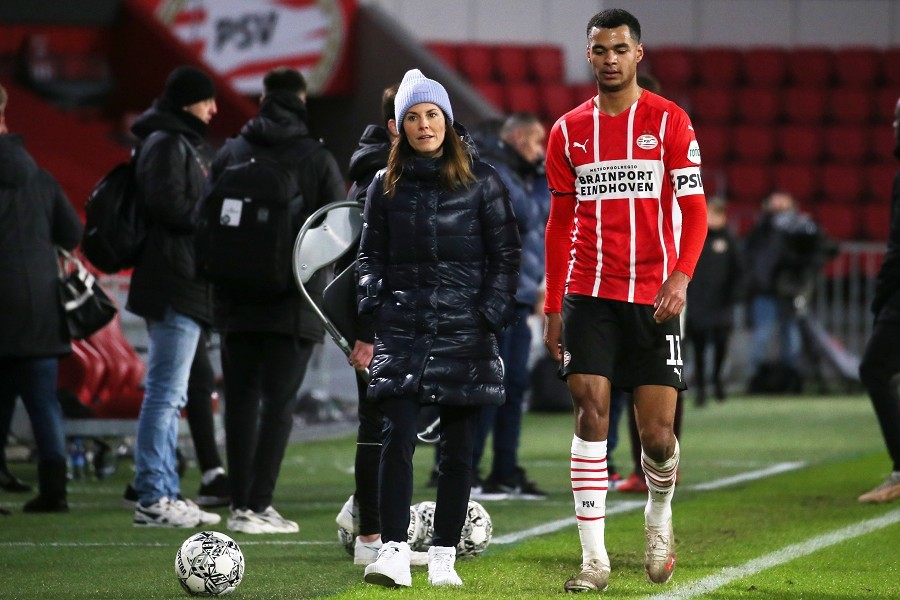 PSV Eindhoven vs. Telstar (2021/22)_57