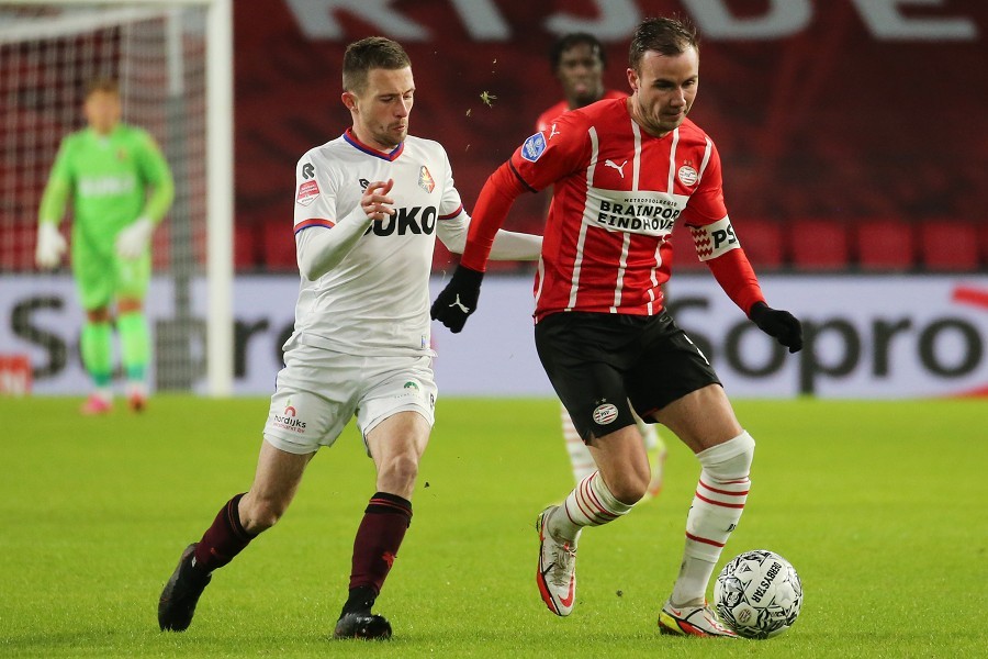 PSV Eindhoven vs. Telstar (2021/22)_5
