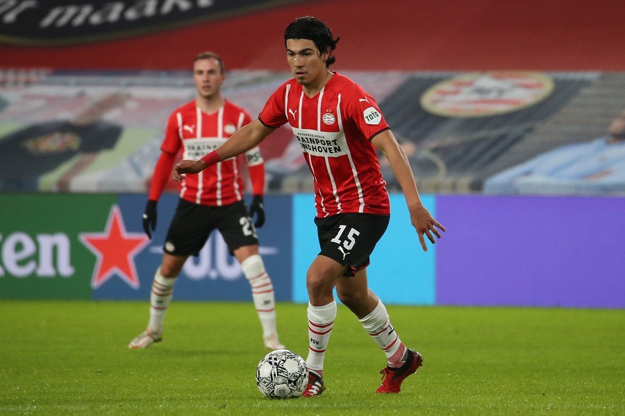 PSV Eindhoven vs. Telstar (2021/22)_7