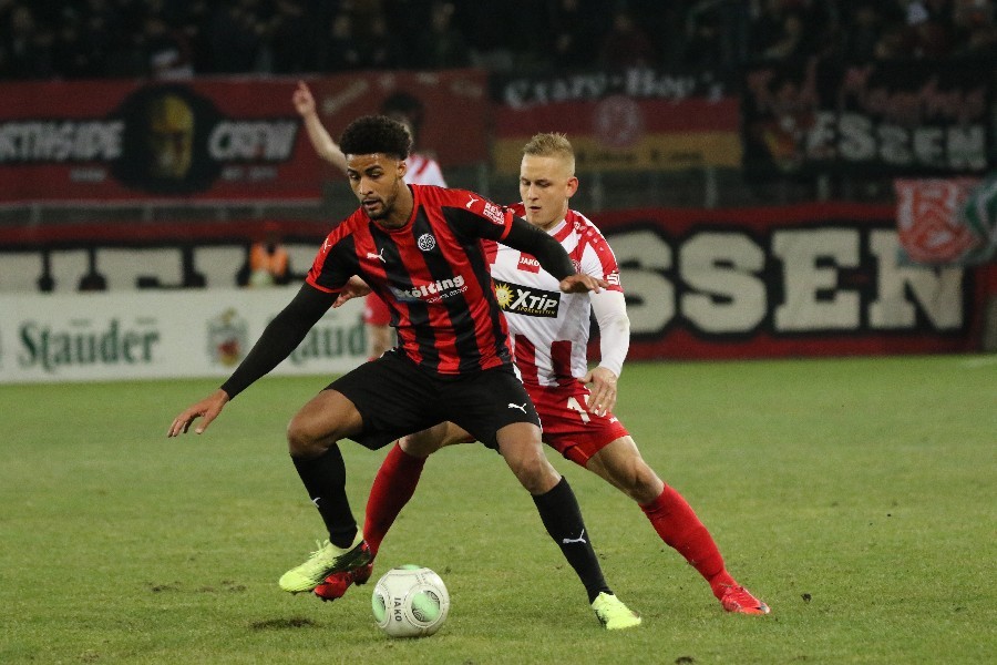 RW Essen- SG Wattenscheid 09 (2017/18)_18