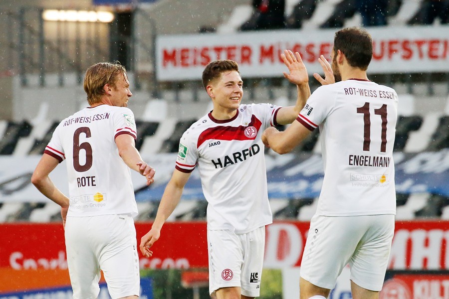 RW Essen vs. Sportfreunde Lotte (2020/21)_25
