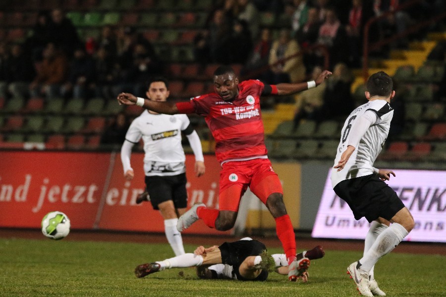 RW Oberhausen- SG Wattenscheid 09 (2018/19)_33