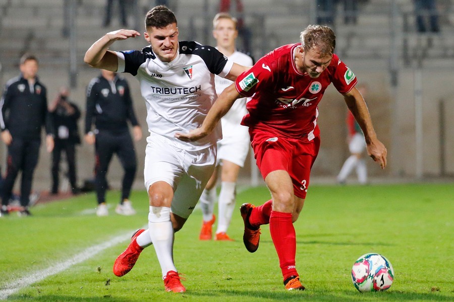 RW Oberhausen vs. FC Wegberg-Beeck (2021/22)_1