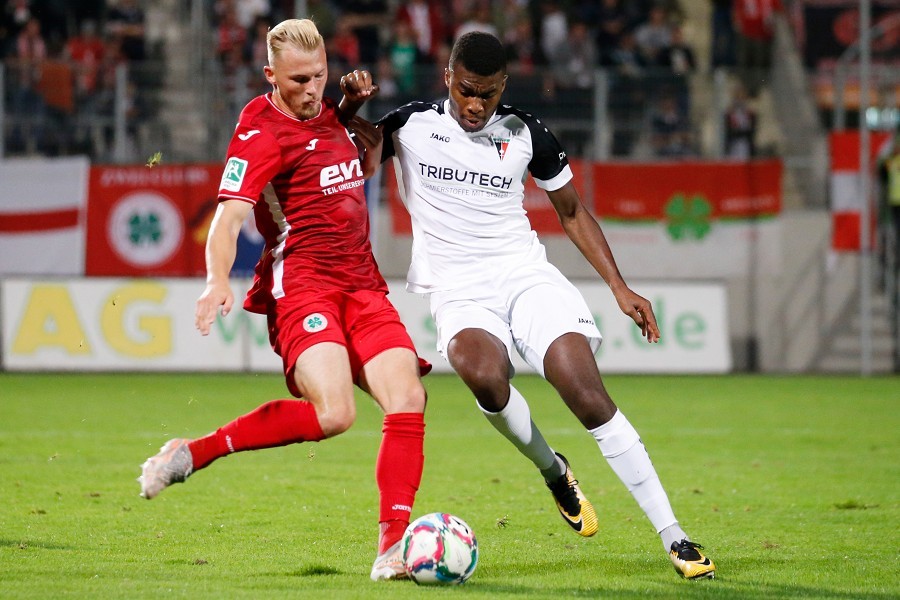 RW Oberhausen vs. FC Wegberg-Beeck (2021/22)_36