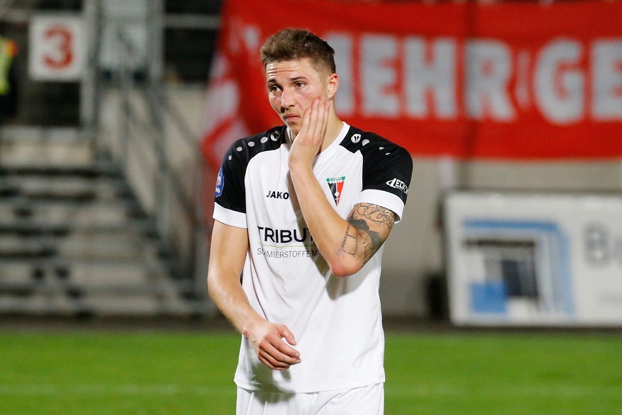 RW Oberhausen vs. FC Wegberg-Beeck (2021/22)_3