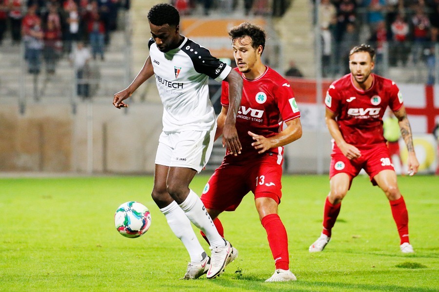 RW Oberhausen vs. FC Wegberg-Beeck (2021/22)_42