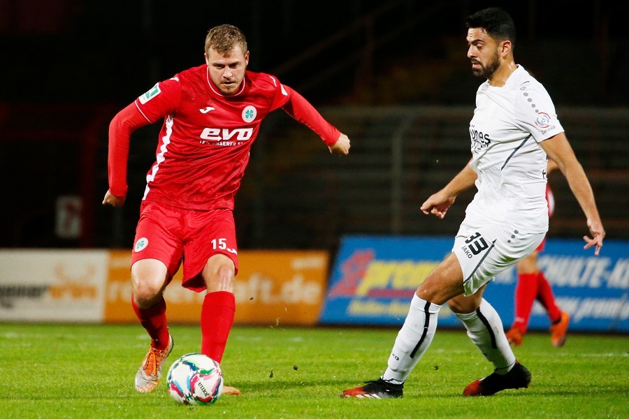 RW Oberhausen vs. SV Genc Osman Duisburg (2021/22)._19